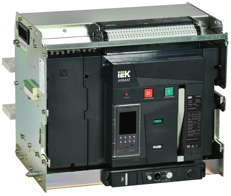 IEK ARMAT Автоматический выключатель воздушный выдвижного исполнения 4P F 125кА 2500А TD с акс. (AR-ACB-4VF-125-2500A-TDCF) превью в интернет-магазине электрики Форум Электро в Москве