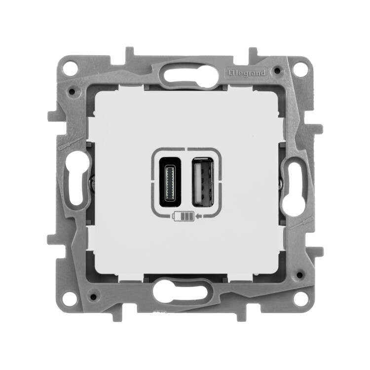 Картинка Legrand Etika, белый, зарядное устройство с USB разъемами A-C (672236) в интернет-магазине Форум Электро в Москве