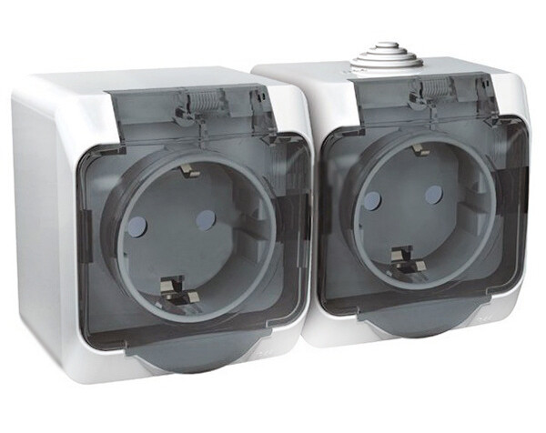 Картинка Systeme Electric Этюд наруж Бел Розетка 2-я с/з со шторками, с крышкой IP44 (PA16-244B) в интернет-магазине Форум Электро в Москве