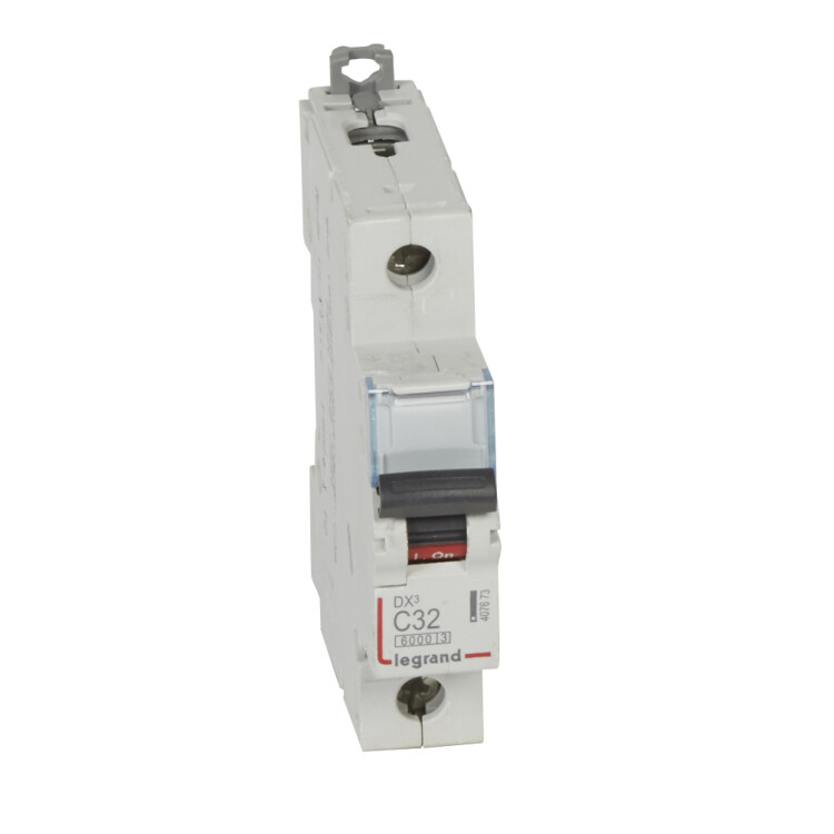 Legrand DX3 Автоматический выключатель 1P 32A (С) 6000/10kA Legrand DX3 Автоматический выключатель 1P 32A (С) 6000/10kA