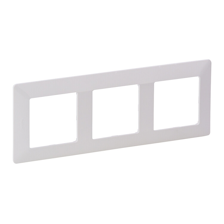 Картинка Legrand Valena LIFE Белая Рамка 3-ая (754003) в интернет-магазине Форум Электро в Москве
