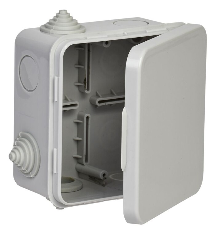IEK GENERICA Коробка расп. КМ 100х100х50мм о/к IP54 4 вв. (7035) (UKO31-100-100-050-K03-54G) превью в интернет-магазине электрики Форум Электро в Москве