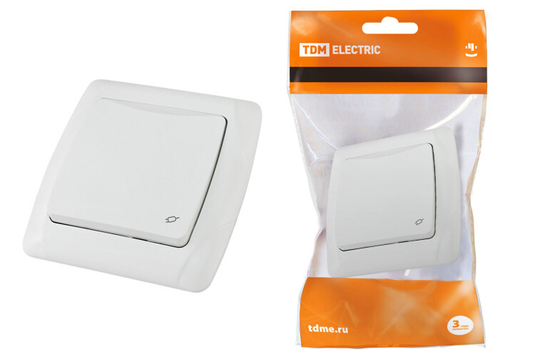 Картинка TDM Розетка с крышкой 2П+З с защитными шторками 16А 250В IP44 белая "Онега" (SQ1805-0014) в интернет-магазине Форум Электро в Москве